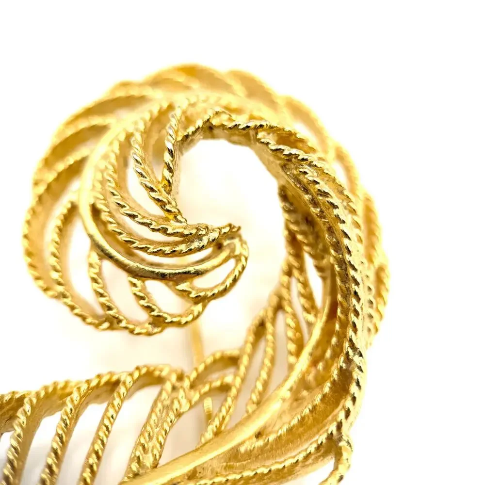 VTG Lisner 1960s - 1970s Vintage Gold Tone Open Weave Feather Plume Leaf Brooch